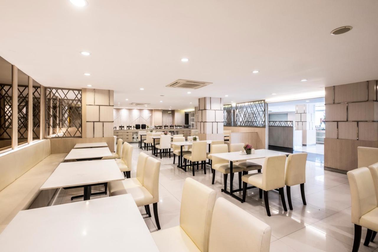 The Airport Courtyard Suvarnabhumi Airport Bangkok Zewnętrze zdjęcie The interior of a typical restaurant in Japan
